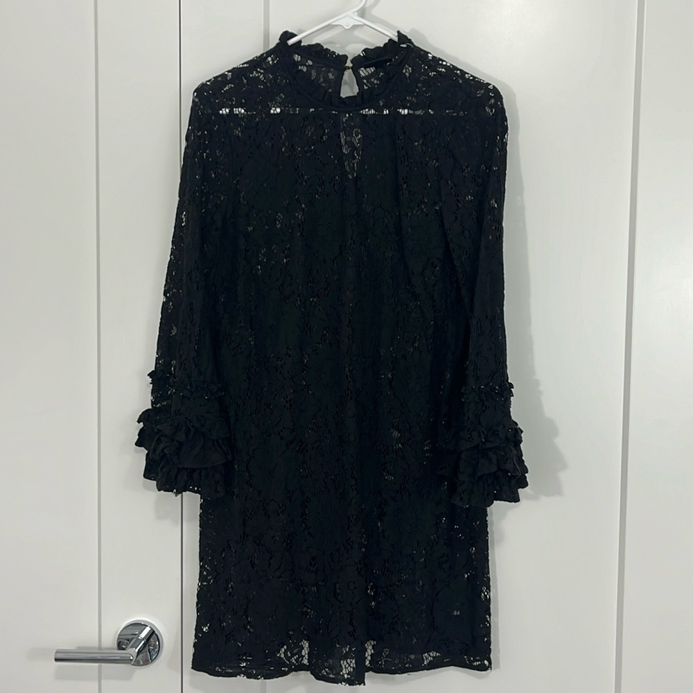 Who What Wear Medium Black Lace Sheer Long Ruffle Sleeve High Neck Dress - Picture 4 of 10
